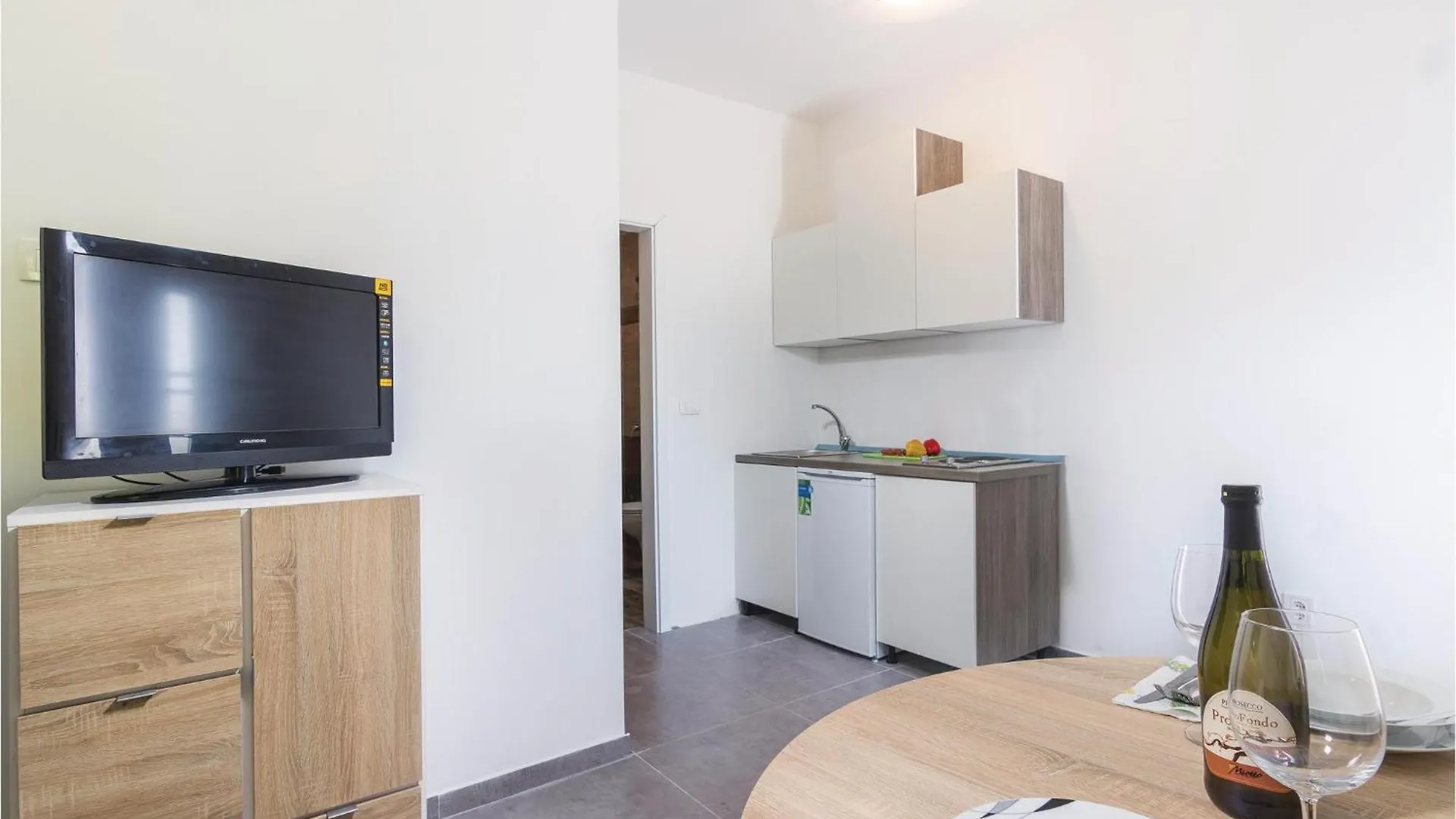 1 Bedroom Gorgeous Apartment In Novigrad Novigrad  0*, Novigrad (Istria) Croatia